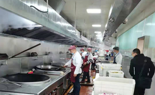 学校芭乐视频官网下载在线播放设备