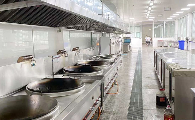 食堂芭乐视频官网下载在线播放设备