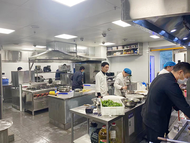 饭店芭乐视频官网下载在线播放设备